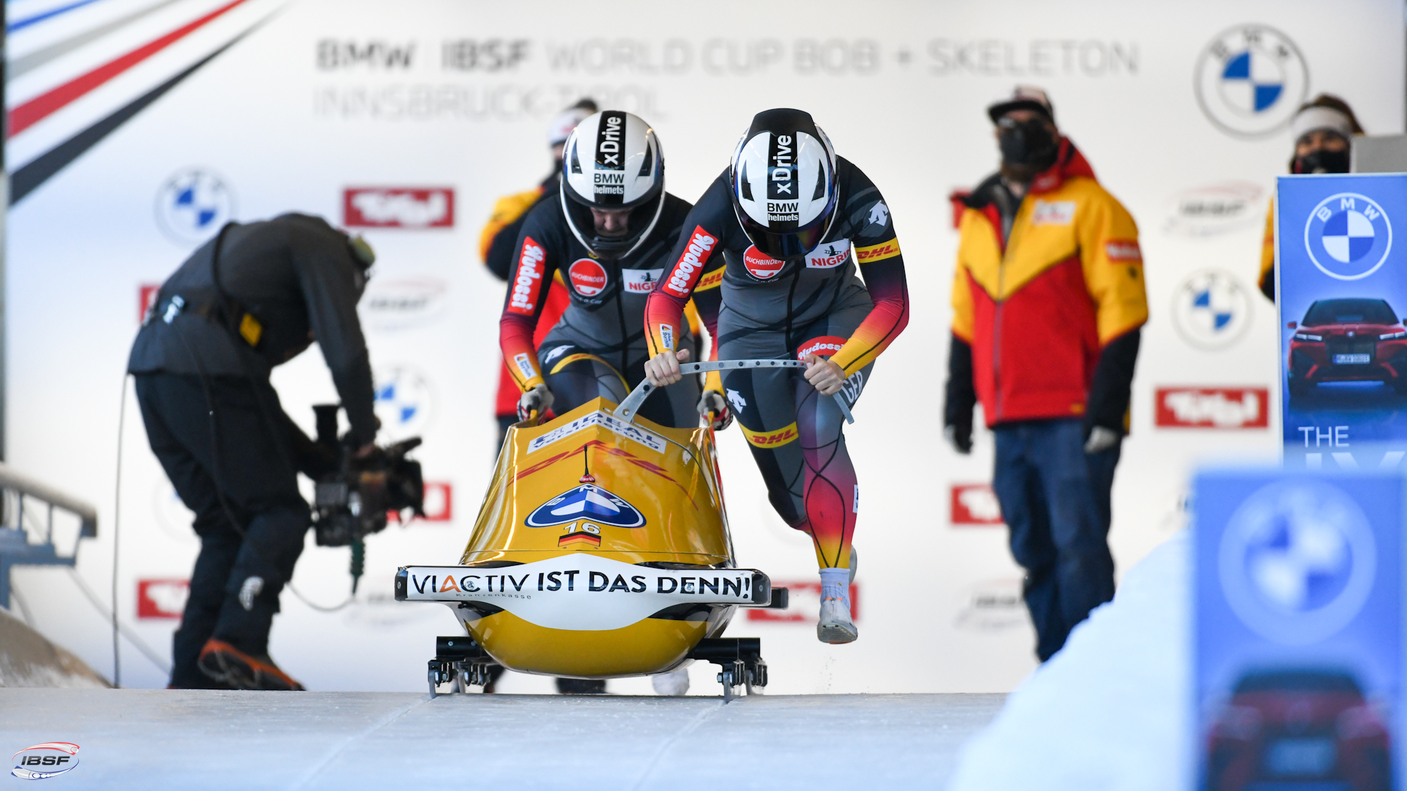 Vācija atkal dominē bobslejā divniekiem